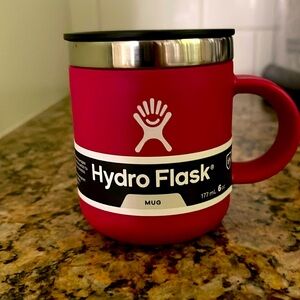 BEAUTIFUL BRAND NEW Hydro Flask 6 oz mug! NWT. So cute! 🥰